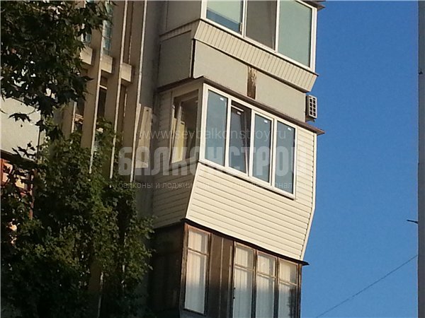 Балкон под ключ. Героев Сталинграда, 52