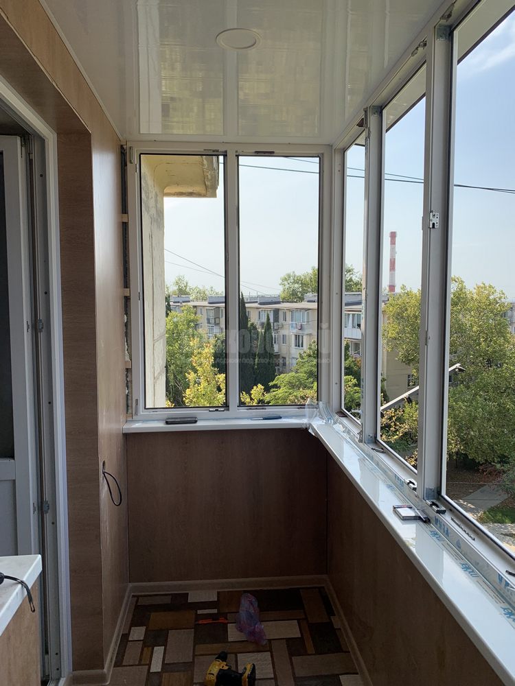 Остекление балконов в Севастополе
